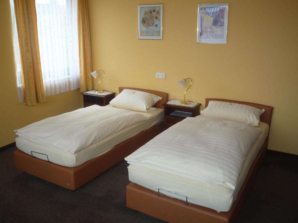 Center Hotel Gütersloh Esterno foto